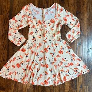 Thin summer floral mini dress, long sleeve
